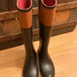 Tommy Hilfiger knee high rain boots size 6